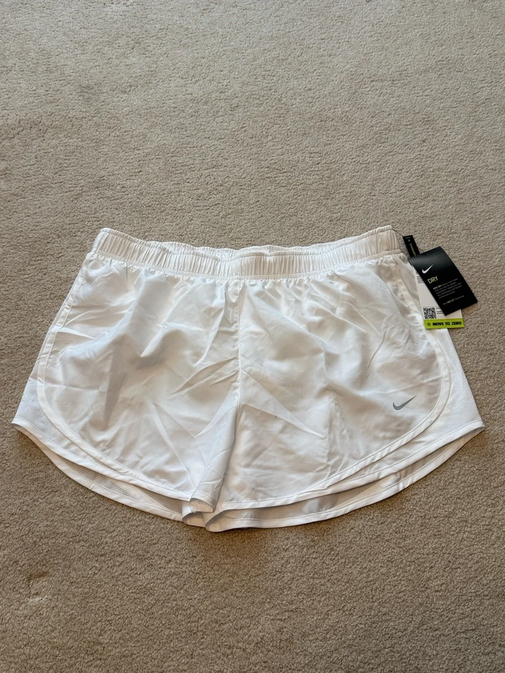 NWT Nike Dri-Fit Technology Shorts Standard Fit White Women's Size XL